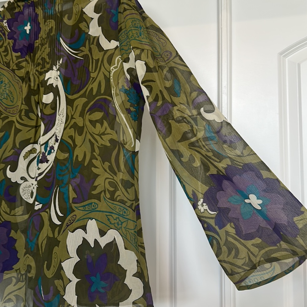 Chico's 100% Silk Green and Purple Shear Paisley Floral Cardiagn - Picture 7 of 7